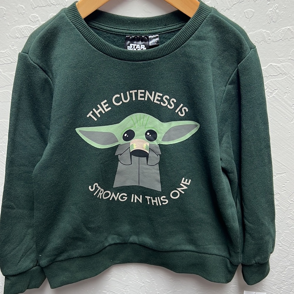 STAR WARS GROGU NWT Sweatshirt Size 5T